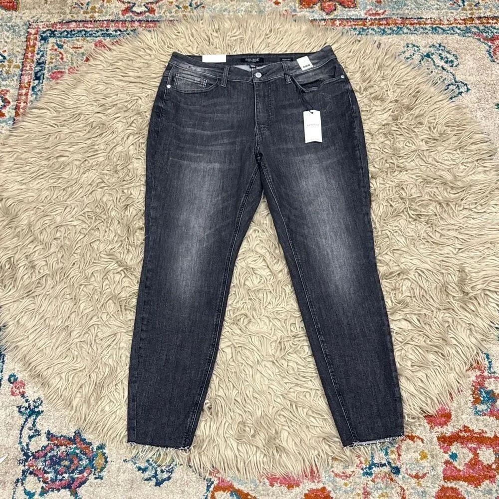NWT Judy blue skinny fit jeans size 18w